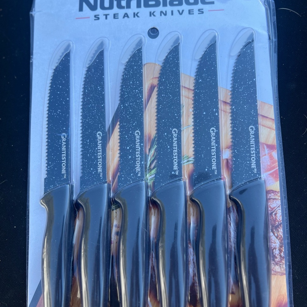 Black 6-Piece Steak Knife Set - Picture 2 of 2